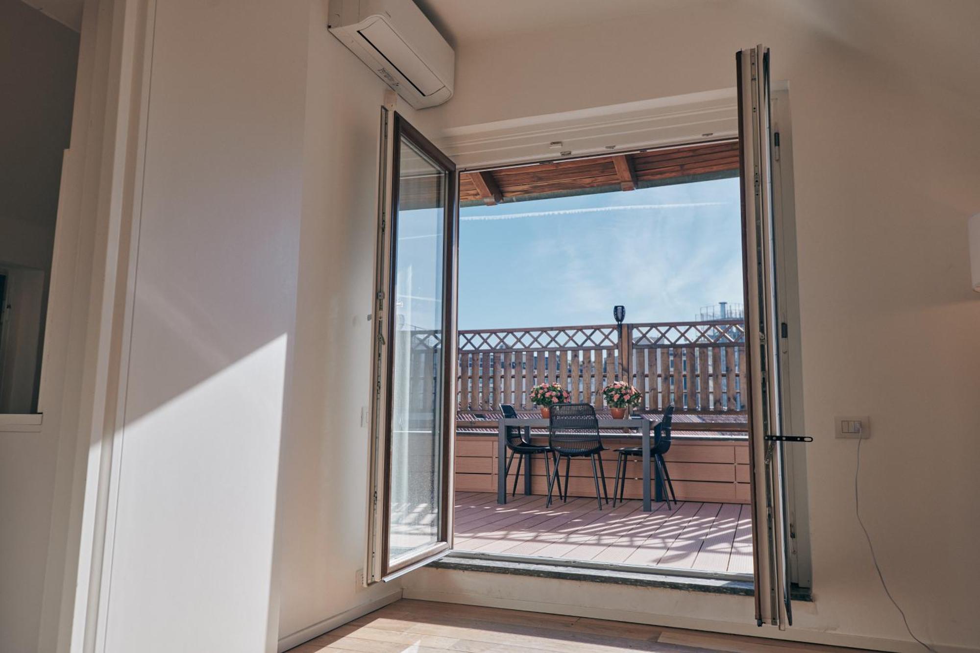 Sant'Andrea Penthouse By Montenapoleone Living Milan Bagian luar foto