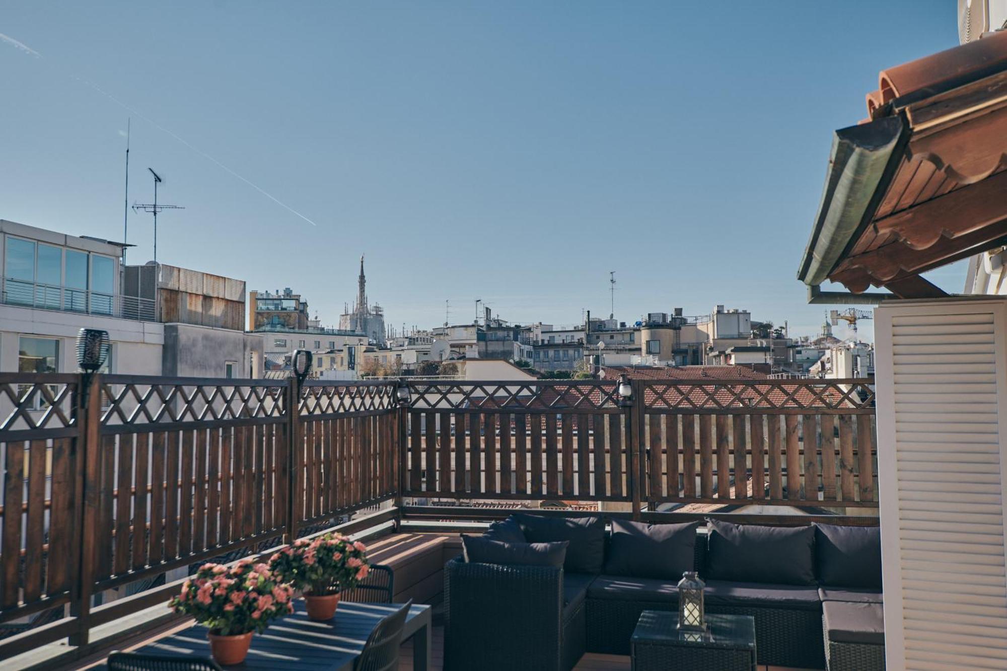 Sant'Andrea Penthouse By Montenapoleone Living Milan Bagian luar foto
